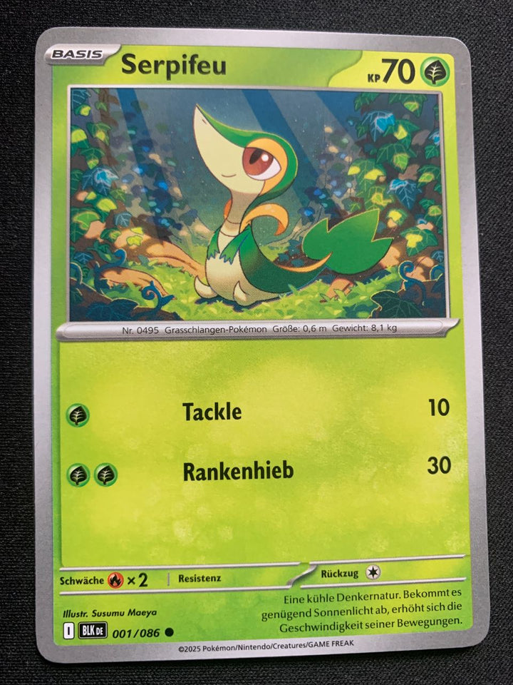 Serpifeu 1/86 – Schwarze Blitze (Karmesin & Purpur) – Pokémon Karte Matt