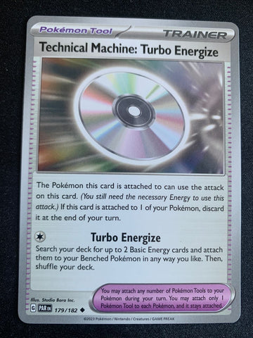 Technical Machine: Turbo Energize (Englisch) 179/182 – Paradoxrift (Karmesin & Purpur) – Pokémon Karte Matt