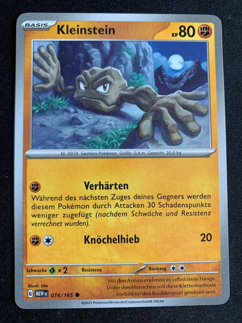 Kleinstein 74/165 – 151 (Karmesin & Purpur) – Pokémon Karte Matt